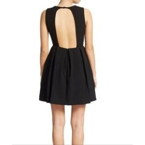 Romeo & Juliet Couture | Open Back Mini Black Dress Sleeveless Size Medium